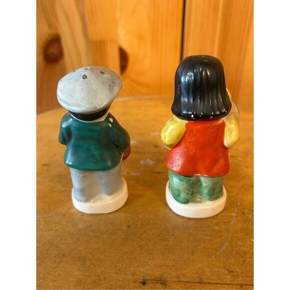 Vintage Asian Man Salt and Pepper Shakers (8559) - Picture 3 of 7